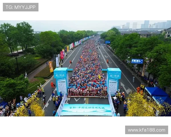 杭州马拉松大满贯点评：攀岩队展现力量与毅力的完美结合